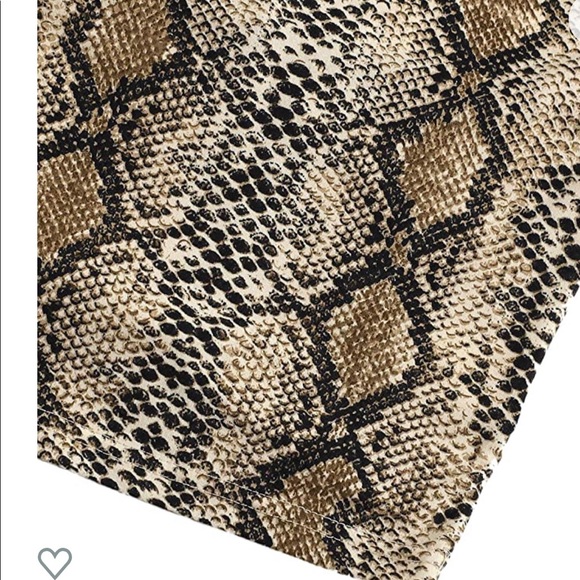 Shein snake print halter top - Picture 3 of 3